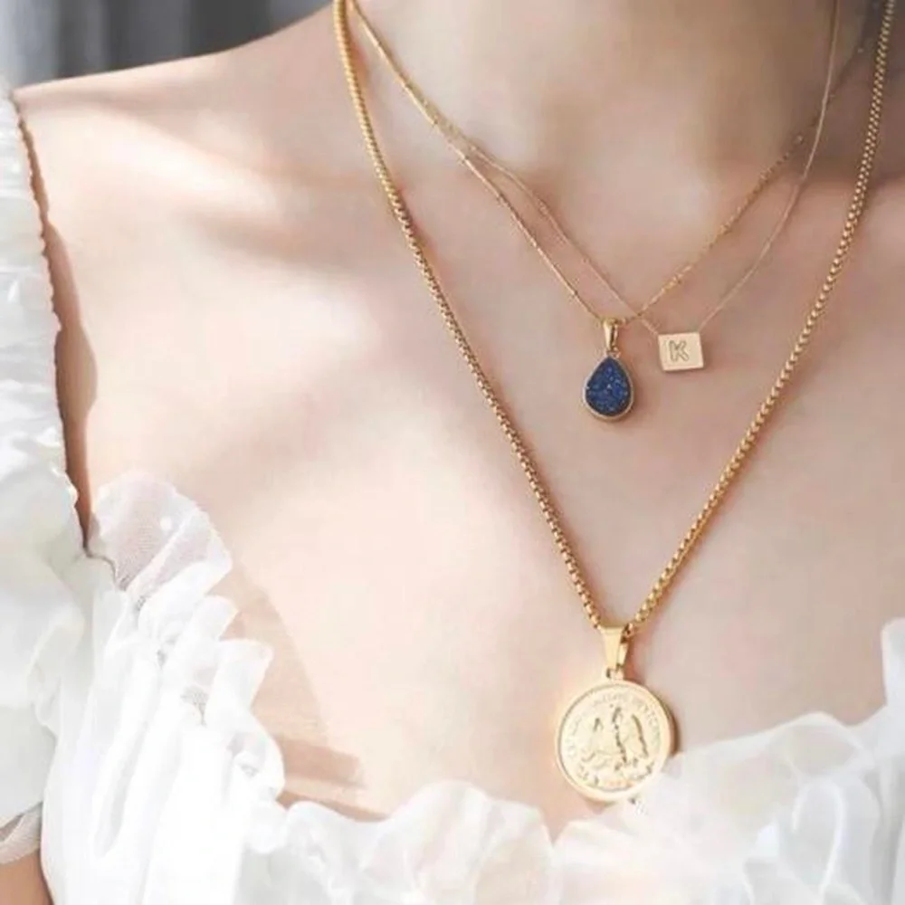 CLOSING SALE! 18K Gold Plated Blue Crystal teardrop Necklace - Picture 6 of 8